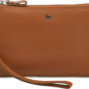 Premium Women’s Wristlet Clutch – Elegant Gift-Ready Leather Wallet in Cognac